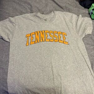 UNIVERSITY OF TN T SHIRT
